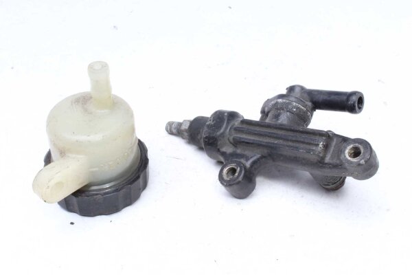 Bakre bromspump Yamaha FZ 750 1FN 85-86