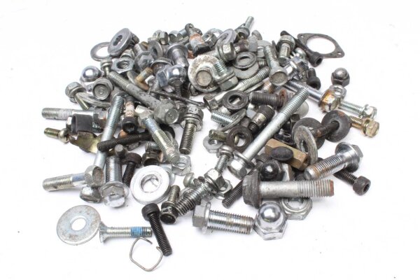 Blandet parti af resterende dele Yamaha SR 500 48T/91 91-99