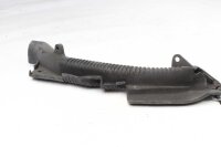 Insugskanalens luftkanal till vänster Yamaha FZR...