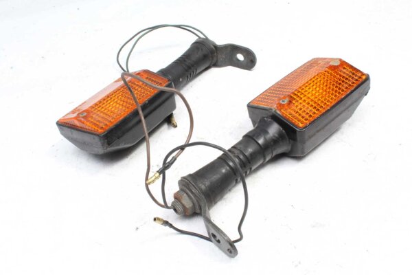 Indicatore di direzione anteriore sinistro destro Yamaha SR 125 SR125 96-02