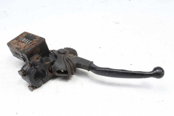 Etujarrupumppu Yamaha XV 1000 TR1 5A8 81-86