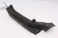 Insugskanalens luftkanal till höger Yamaha FZR 1000...