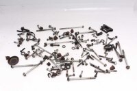 Blandet parti af resterende dele Yamaha XJ 900 F Strider...