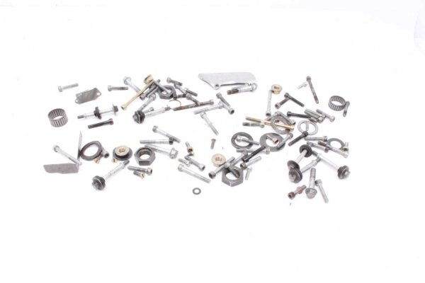 Konvolut Restteile BMW F 650 GS R13 0174 00-03