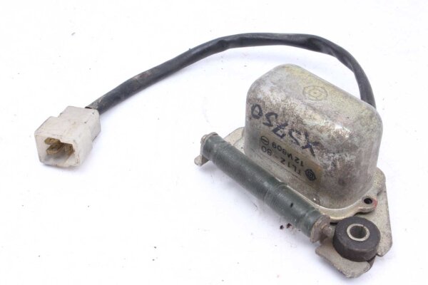 releen jännitteen säädin Yamaha XS 750 1T5 77-79