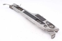 piastra di montaggio poggiapiedi destra Yamaha XVZ 12 T...