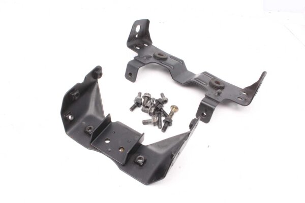 säiliön pidikkeen kiinnike Triumph Tiger 900 T400 93-98