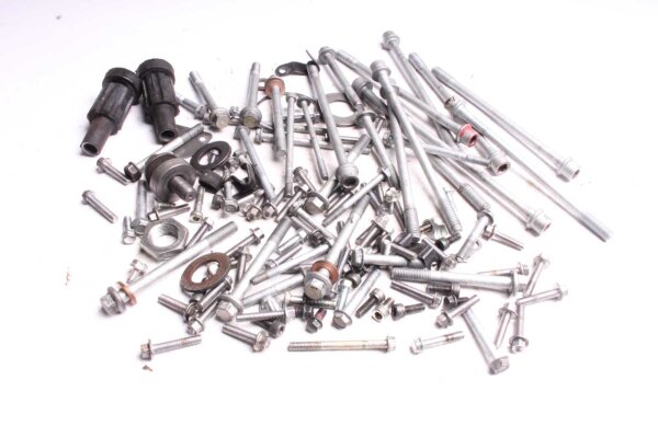 paljon jäljellä olevia osia Kawasaki Z 750 ZR750L 07-11