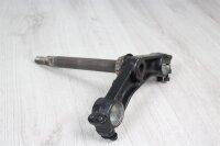 Lower fork bridge below Kawasaki GPZ 1000 RX ZXT00A 86-87