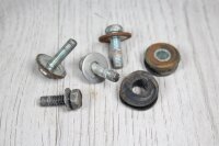 Tornillos fijación paso de rueda guardabarros...