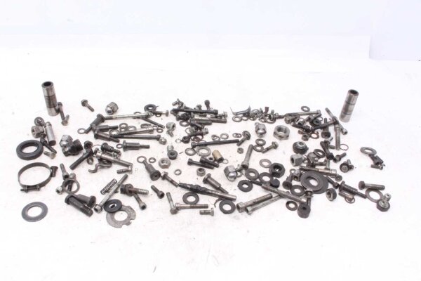 Molte parti rimanenti Yamaha XS 650 SE 3L1 78-83