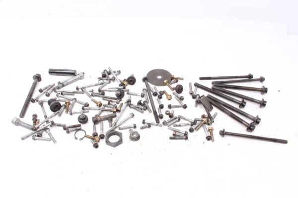 Många återstående delar BMW F 650 GS Twin E8GS 0218 08-12