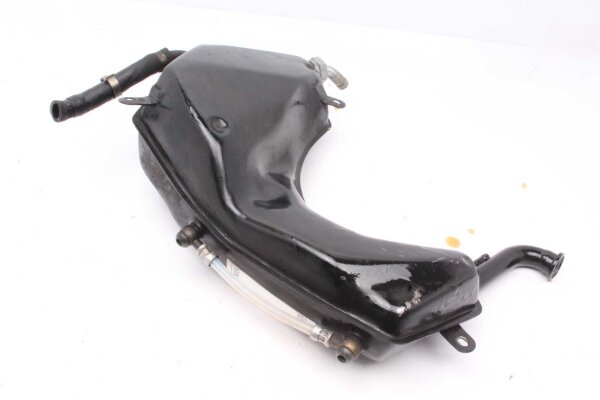 öljypohjan öljysäiliö Aprilia RST 1000 Futura PW 01-04