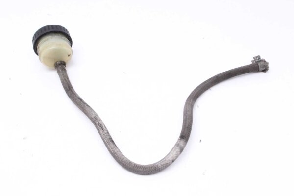 Jarrupumpun säiliö takana BMW K 1100 RS K589 0522 92-96