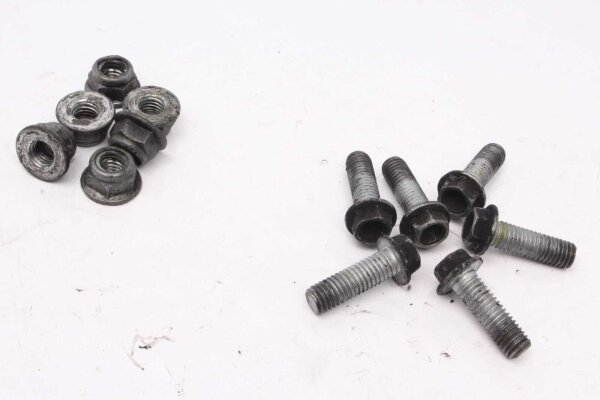 Chainring attachment Aprilia RST 1000 Futura PW 01-04