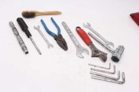 Inbyggd verktygssats  Moto Guzzi 850 Breva LP B 06-09