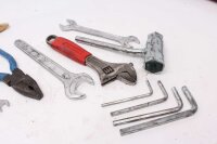 Inbyggd verktygssats  Moto Guzzi 850 Breva LP B 06-09