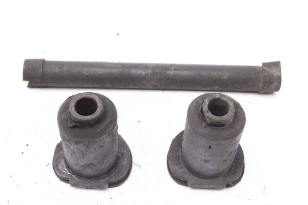 Moottorin kiinnityspidike  Yamaha XJ 550 4V8 84-84