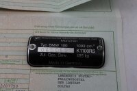 Tyyppikilpi saksalaisille papereille ilman kehystä   BMW K 1100 RS K589 0522 92-96