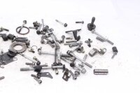 Paljon jäljellä olevia osia  Yamaha YZF R6 RJ11 06-07