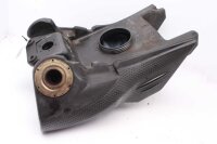 Säiliö Bensiinisäiliö...