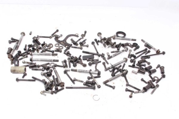 Lote de piezas restantes  Yamaha FZR 600 3HE 89-93