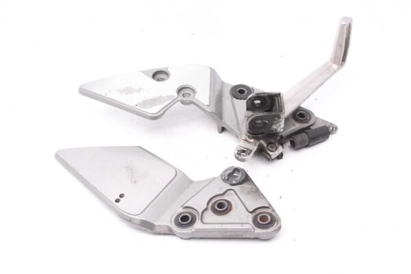 Footrest holder left right front Suzuki GSF 1200 Bandit GV75A 96-00