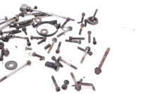 Paljon jäljellä olevia osia  Yamaha XS 400 Dohc 12E 82-84