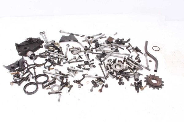 Lote de piezas restantes  Kawasaki KLE 500 LE500A1-A6 91-96