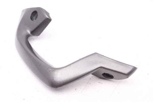 Matkustajan kahva takana vasemmalla  Aprilia RST 1000 Futura PW 01-04