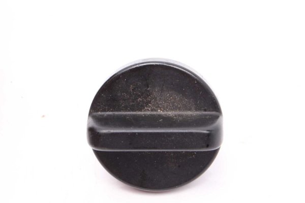 Filler neck lid closure Yamaha FZR 600 3HE 89-93