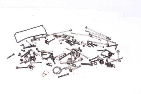 Lote de piezas restantes  Yamaha XS 400 Dohc 12E 82-84