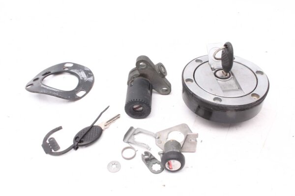 Låssats tändningslås tanklås Aprilia RST 1000 Futura PW 01-04