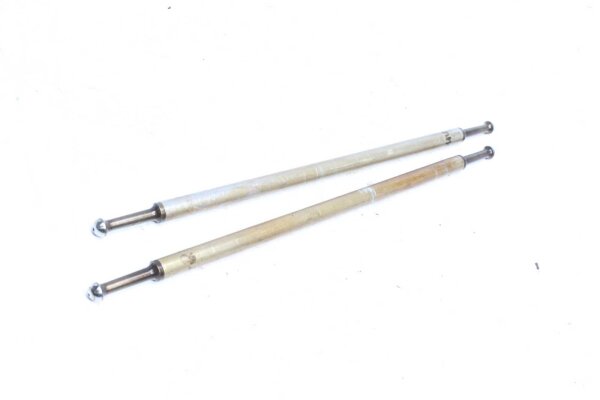 Nokka-akselin työntötangot, oikea BMW R 100 GS Paris Dakar 247E 0474 89-96