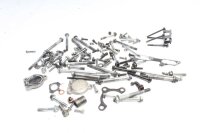 Massor av återstående delar Yamaha YZF 750 SP...