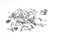 Paljon jäljellä olevia osia Yamaha YZF 750 SP 4HT 93-98