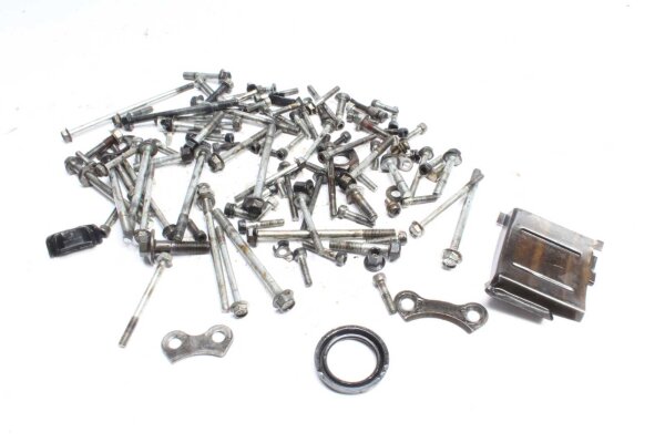 Masser af resterende dele Yamaha XJ 900 F Strider 31A 83-84