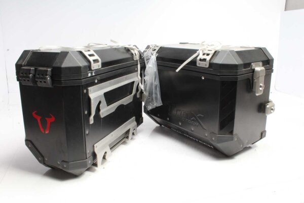 Resväska bak vänster höger Triumph Tiger 1050 115NG 07-13