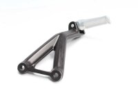 Jalkatuen pidike, vasen takakiinnike, matkustajan jalkatuki Ducati Panigale 1100 V4 S 25-25