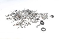 Beaucoup de pièces restantes KTM 640 LC4 DUKE 2...