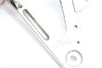 Fotstödets monteringsplatta höger Aprilia SL 1000 Falco ZD4PA 99-04