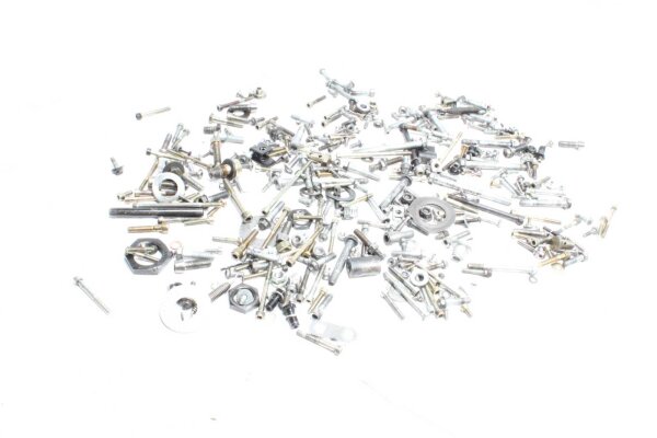 Lot de pièces restantes Aprilia SL 1000 Falco ZD4PA 99-04