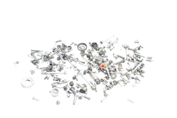 Masser af resterende dele Yamaha FZ 6 Fazer RJ14 07-08