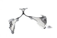 Bagpanelrammens bageste holderdækselmontering...