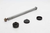 Etupyörän akselin pikalukitusakseli edessä...