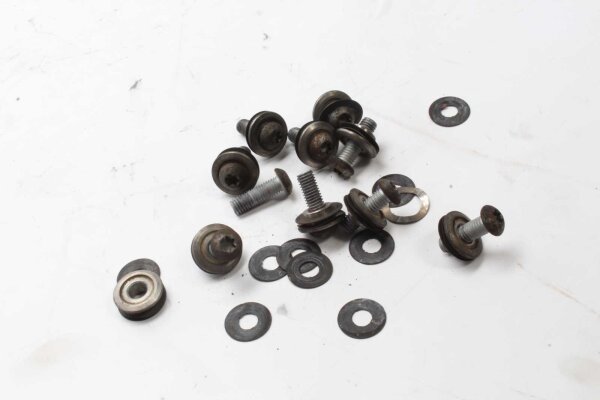 Bremseskiveskruesæt for M8x25mm BMW K 1200 S K12S K40 04-08