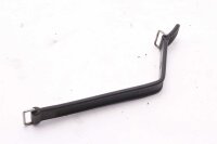 Akun kiinnityskumi, joka pitää akun kiinni BMW...