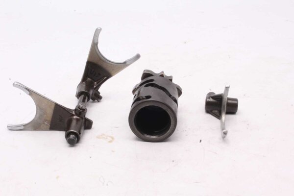 Vaihteensiirtovipu, vaihdepoljin, vaihdevivusto, jalkavalitsin BMW F 650 GS R13 00-00