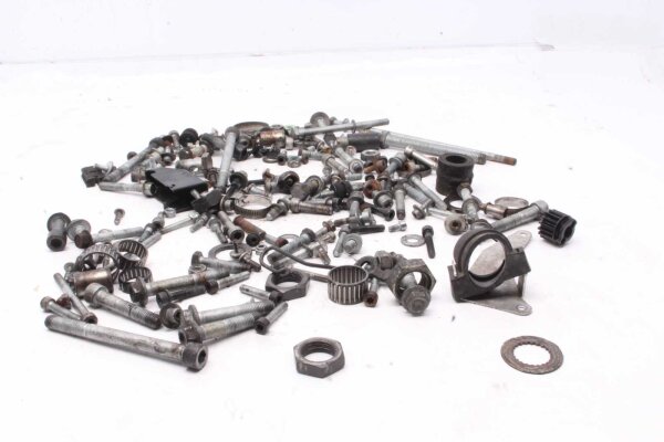 Skruvsats beklädnadsram övriga delar skruvar BMW F 650 GS R13 00-03