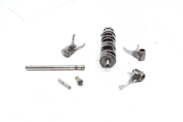 Shift drum Shift forks Gearbox shaft Gearbox shaft Yamaha XJ 900 N 58L 85-86